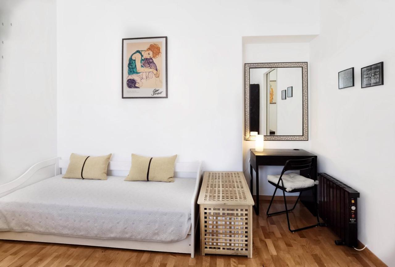 City Center Apartment Soldic สปลิท ภายนอก รูปภาพ